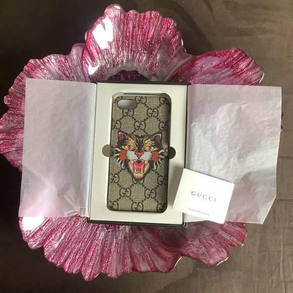 Gucci - GG Supreme - The Angry Cat - Case for iPhone SE (current), SE 2020, 7, 8 - Picture 2 of 6